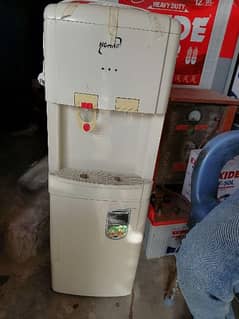 Homage Modle HWD 28 Water Dispenser For Sale In Used Condition