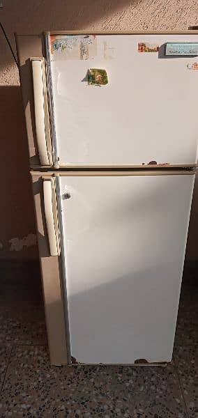 refrigerator 0