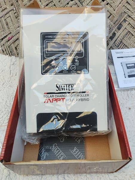 Simtek MPPT 70Amp Solar Charge controller 0