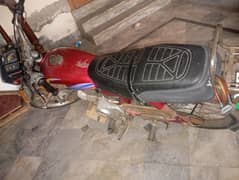 Yamaha 100cc Motorcycle in good condition