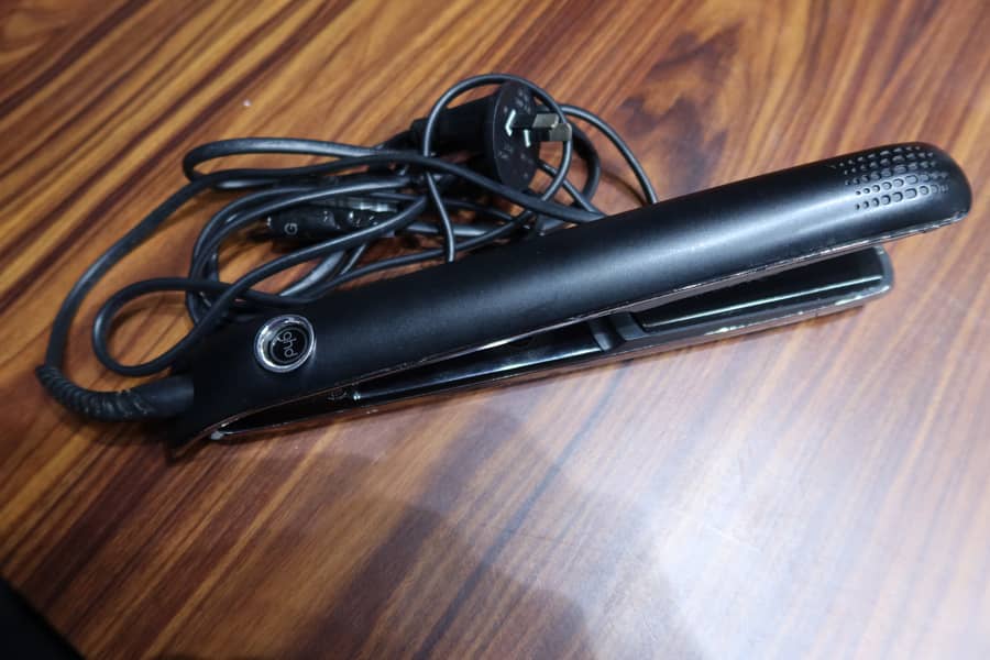 GHD 6.0 Original Professional Hair Straightener In Good Condition 1