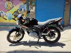 I am selling My Suzuki GSX 125 Bike in Brand New Condition