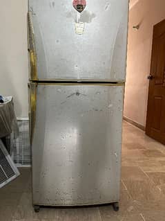 Urgently selling refrigerator