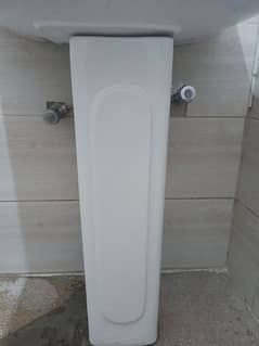 Wash basin + Gas Heater for sale