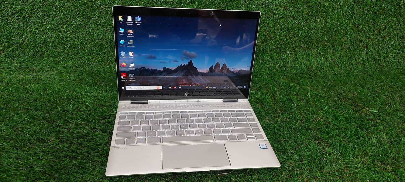 HP Spectre x360 Laptop 3