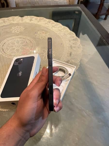 iPhone 13 non PTA for sale 10/10 with box 4