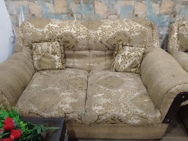 Sofa set - 6 seater - Royal Themed Sofa set 1