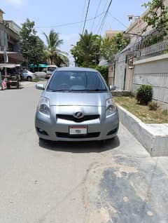 Toyota Vitz 2010