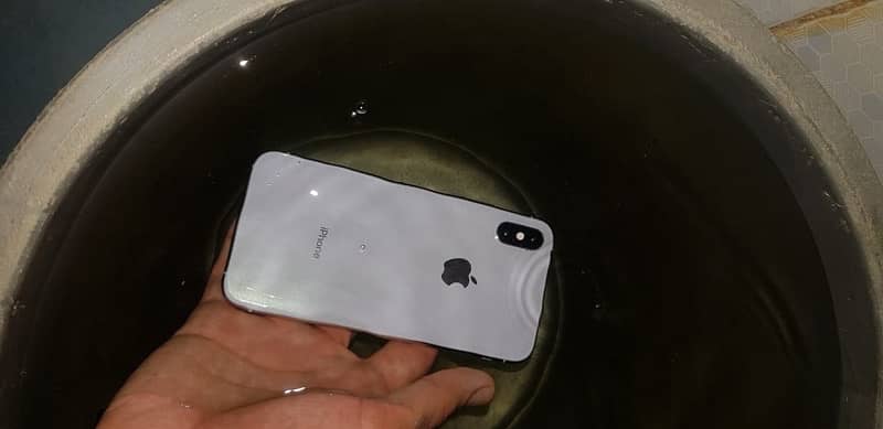 iphone xs nonpta water pack 3