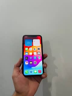 iphone 11 64gb condition 10 by 10