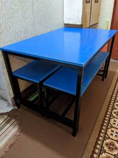 IRon Table with 2 bench