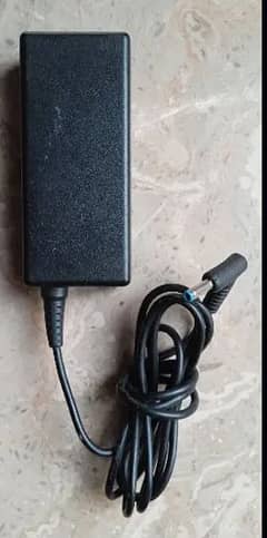 hp laptop charger 65W blue pin