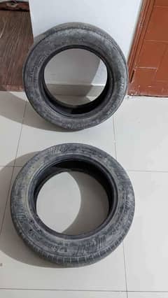 2 CAR TYRE  SELL