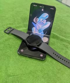Samsung Galaxy Flip 4 8/512 with Galaxy Watch 5