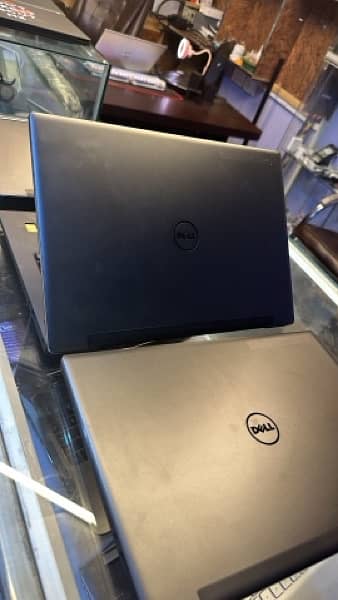 Dell 13 Border Less 3k /512 SSD/8gb Ram/Excellent Battery/Read Full AD 4