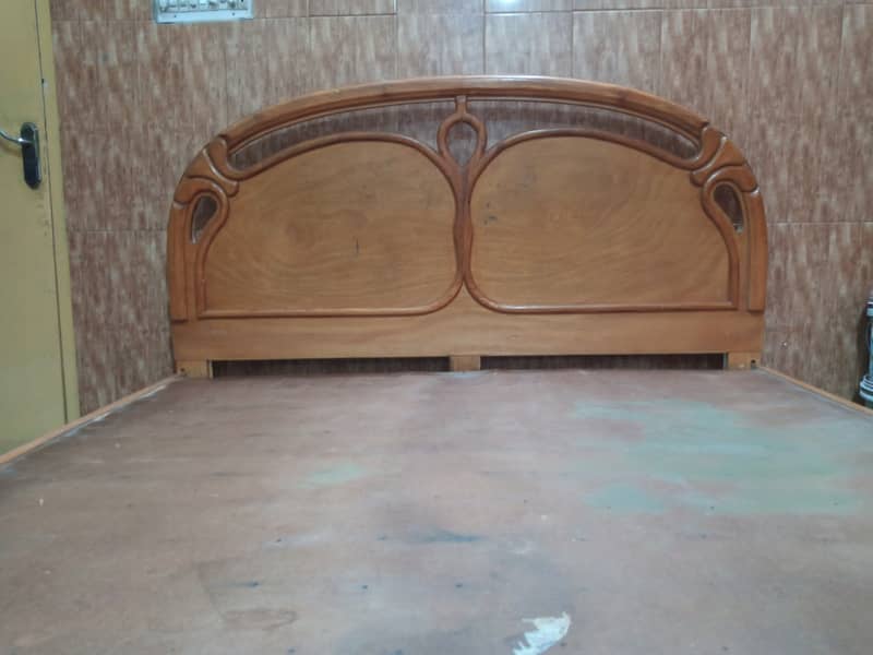 queen size wooden bed for sale 2