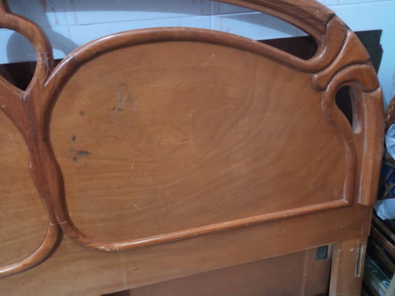 queen size wooden bed for sale 4