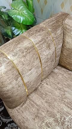 5 seater very beautiful Turkish fabric sofa set for sale