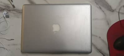 MacBook Pro13-inch, Early 2011 (6 GB / 320 GB) RS. 30,000