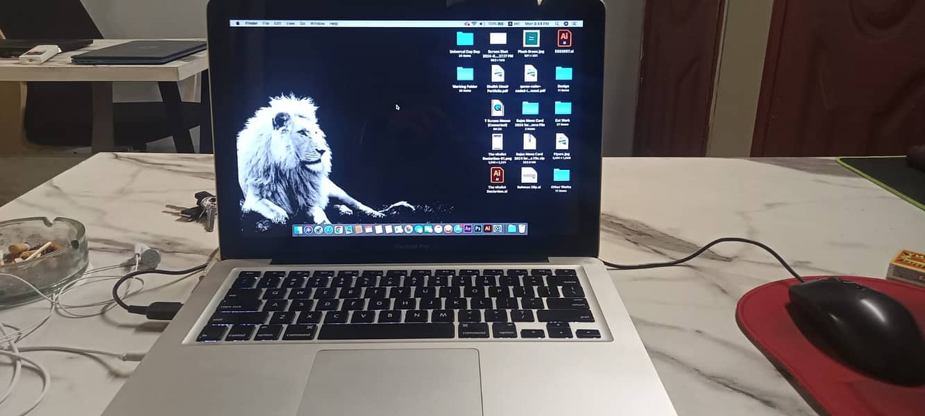 MacBook Pro13-inch, Early 2011 (6 GB / 320 GB) RS. 20,000 10