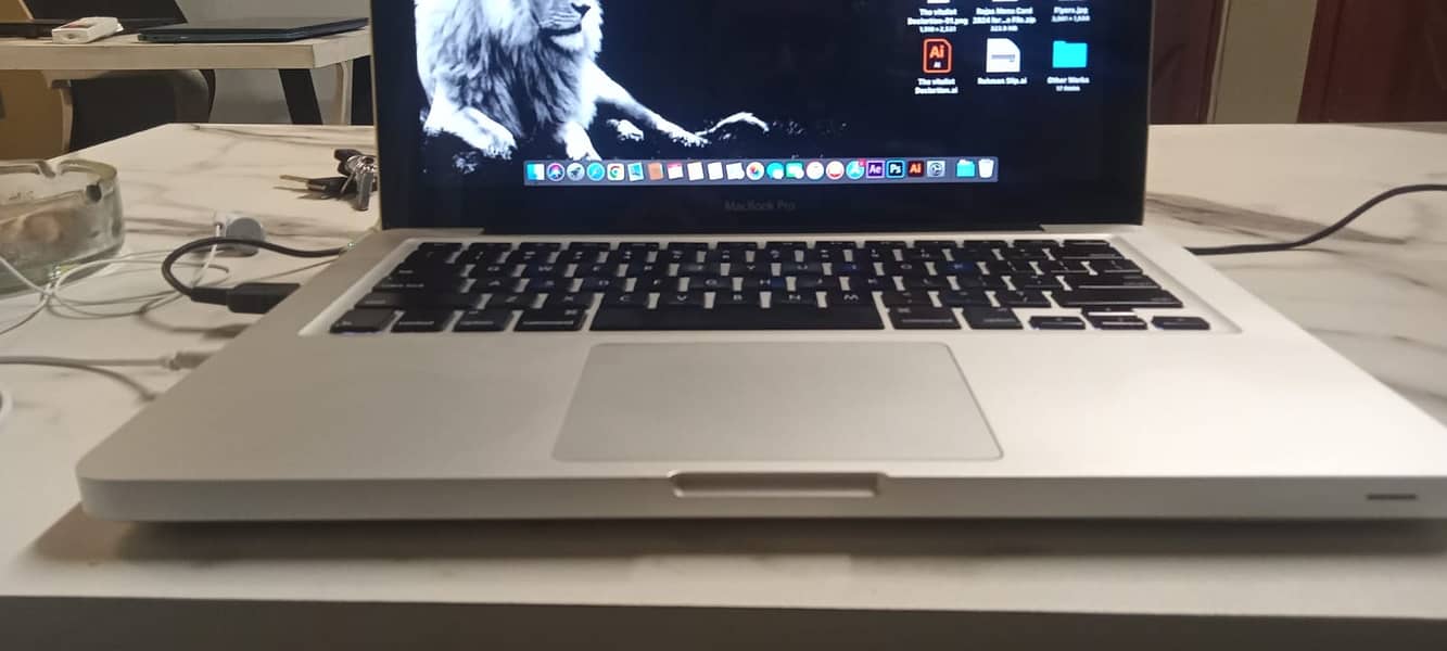 MacBook Pro13-inch, Early 2011 (6 GB / 320 GB) RS. 20,000 12