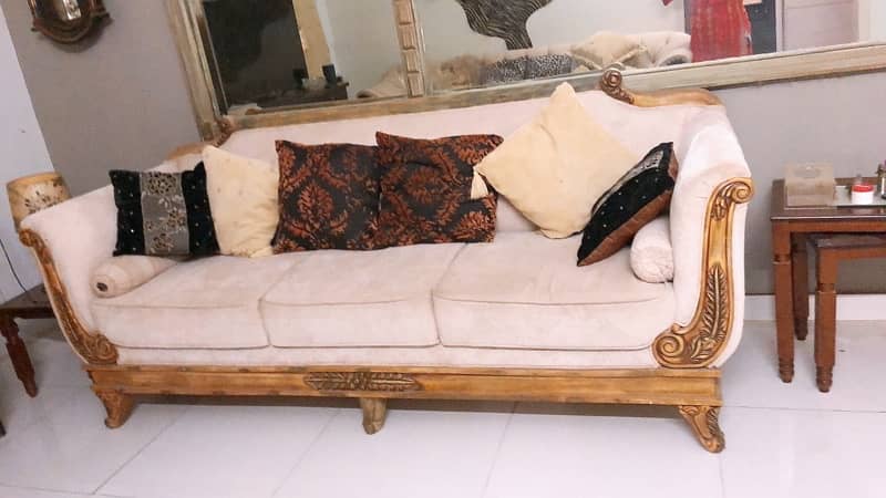 exclusive sofa for sale 0