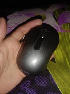 wireless Mouse hy Brand new condition hy just 15Day use kiya howa