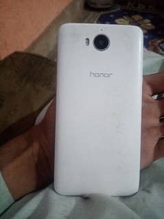 Huawei y5 mobile ha panal change hona wala baki all OK ha urgent sale