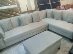 7 siter new sofa set showroom piece