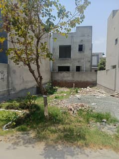 DHA Lahore Phase 9 Town D block 5 Marla plot near Park