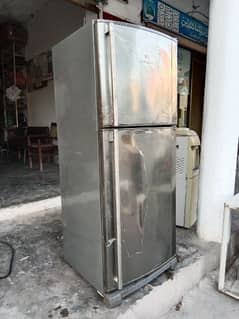 Refrigerator Dawlance total janven for sale