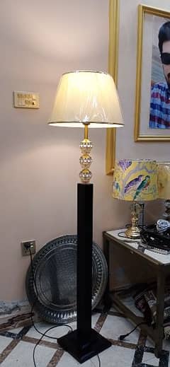 standing candy lamp