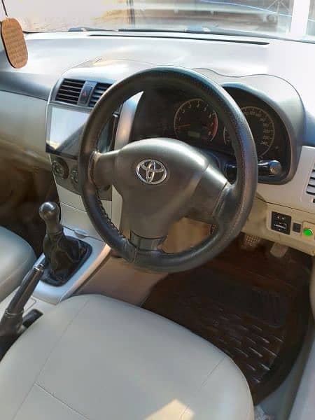 Toyota Corolla GLI 2012 18
