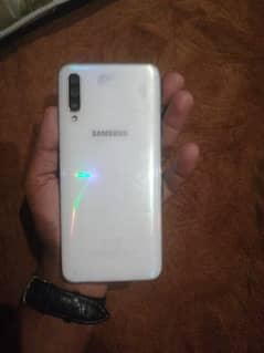 Samsung a50 4 128
