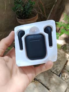 airpods i12