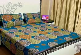 3 psc crystal printed double bedsheet: