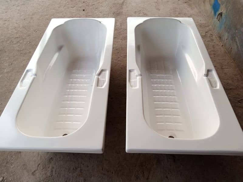 PAK BATH TUB 12