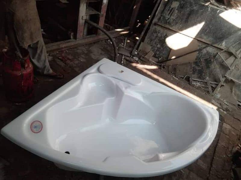 PAK BATH TUB 17