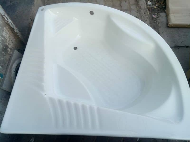 PAK BATH TUB 19