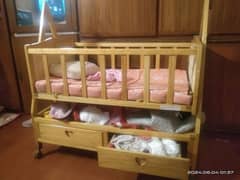 Kids cot / Baby cot / Kids bed / Kids wooden cot for sale