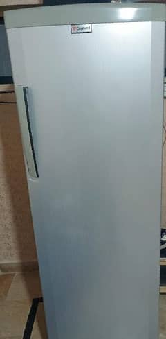 freezer for sale (new condition)