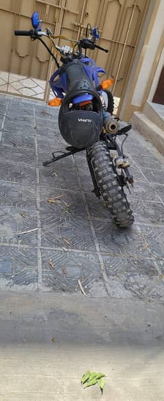 Dirt bike