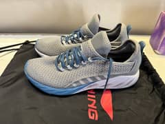 Lining Running Shoes 44.5 size