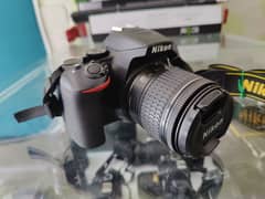 Nikon D3500 with 18-55mm in new condition