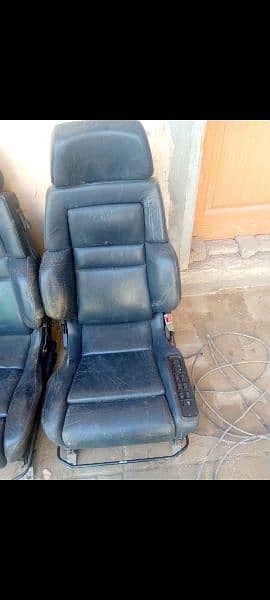 4 bolt to convert 5 bolt spacr and buckets sparco seats 17