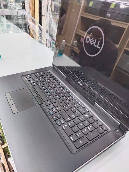 DELL PRECISION 7530 I7 8TH 16GB RAM 256SSD 4GB GRAPHIC CARD 15.6" 14