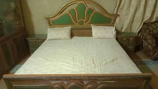 bed set and dressing table and showcase lena ha to 0321 6571277 call