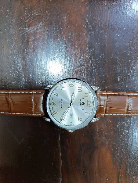 Zeppelin Smooth hand Date watch in 15000 only 11