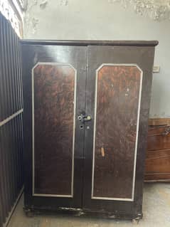 Wardrobe with good quality wood for sale in 15 K