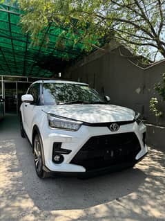 Toyota Raize Z Full Option Fresh Import June 2024 4 Grade B2B Genuine